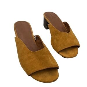 Universal Thread Mustard Slip On Open Toe Block Heel Sandals Size 7 1/2 Women's